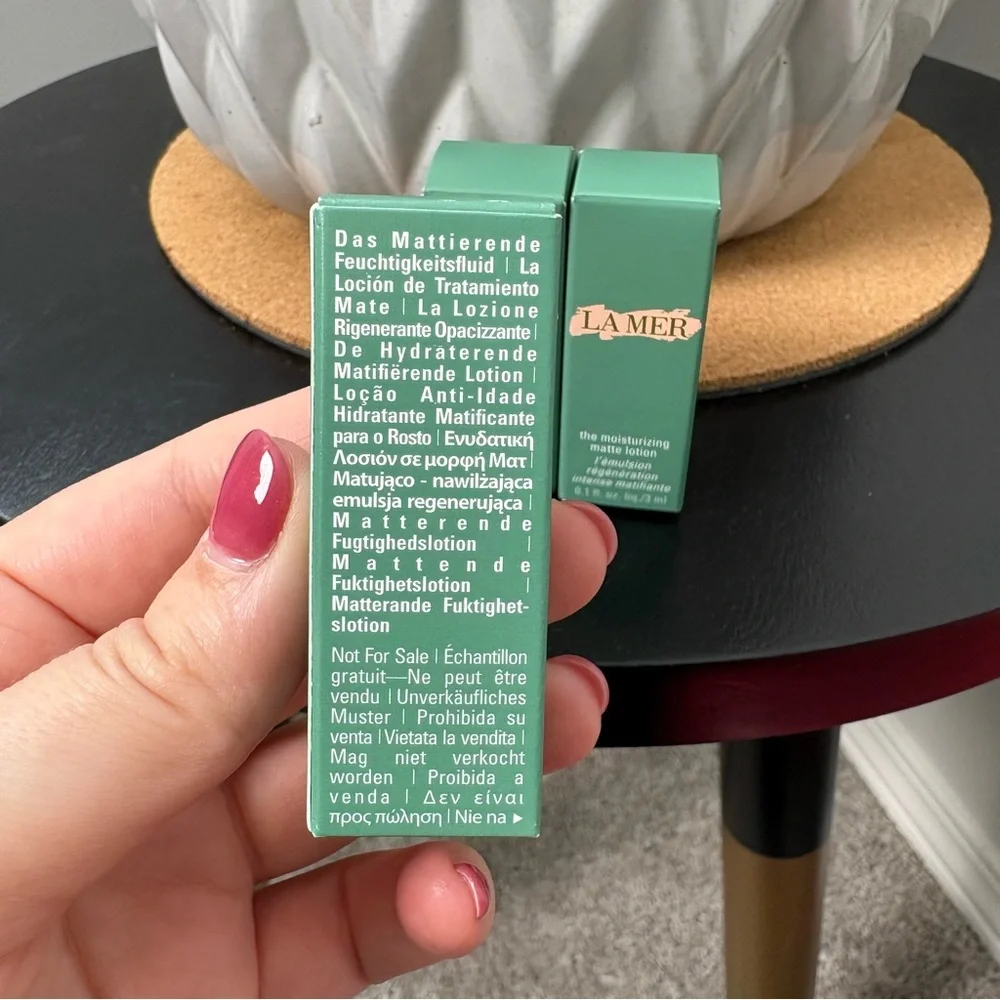 La Mer .1 fl oz / 3ML The Moisturizing Matte Lotion